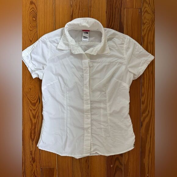 The North Face Top - Picture 1 of 9